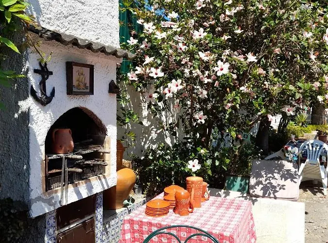 Casa Palmeiras Villa Charneca (Setubal)