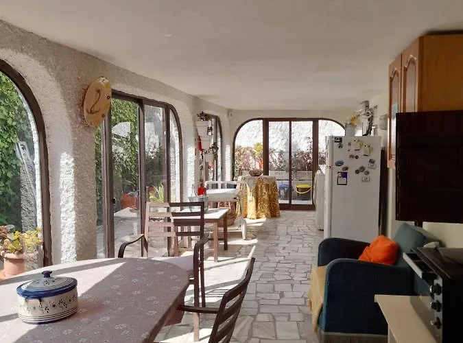 Casa Palmeiras Villa Charneca (Setubal)